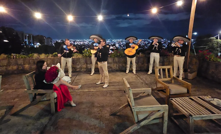 Cómo elegir el mejor mariachi en Bogotá: consejos prácticos para una serenata inolvidable