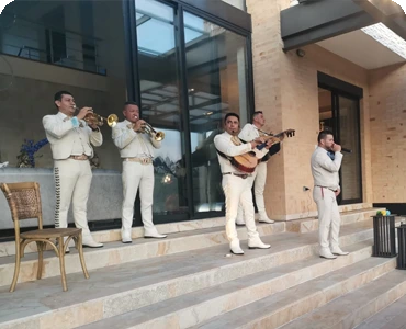 Mariachi Alejandro de Colombia